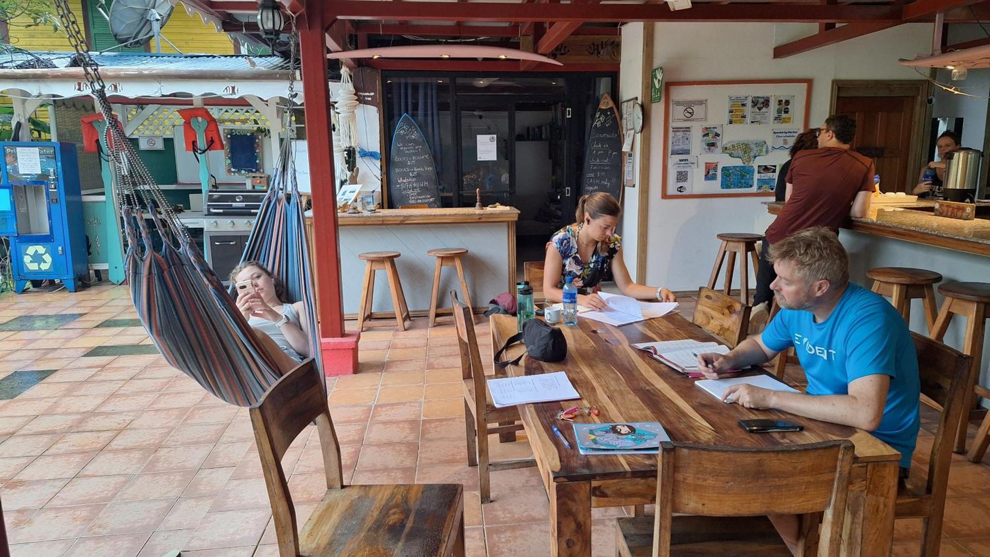 Spanish By The Sea - Bocas Bocas Town Dış mekan fotoğraf